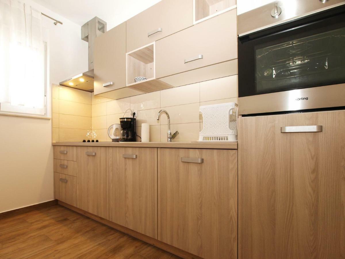 4 Stars Apartments-Pikula Fažana Zewnętrze zdjęcie