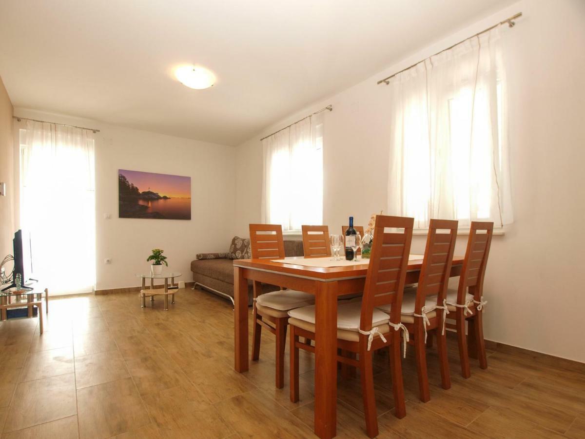 4 Stars Apartments-Pikula Fažana Zewnętrze zdjęcie