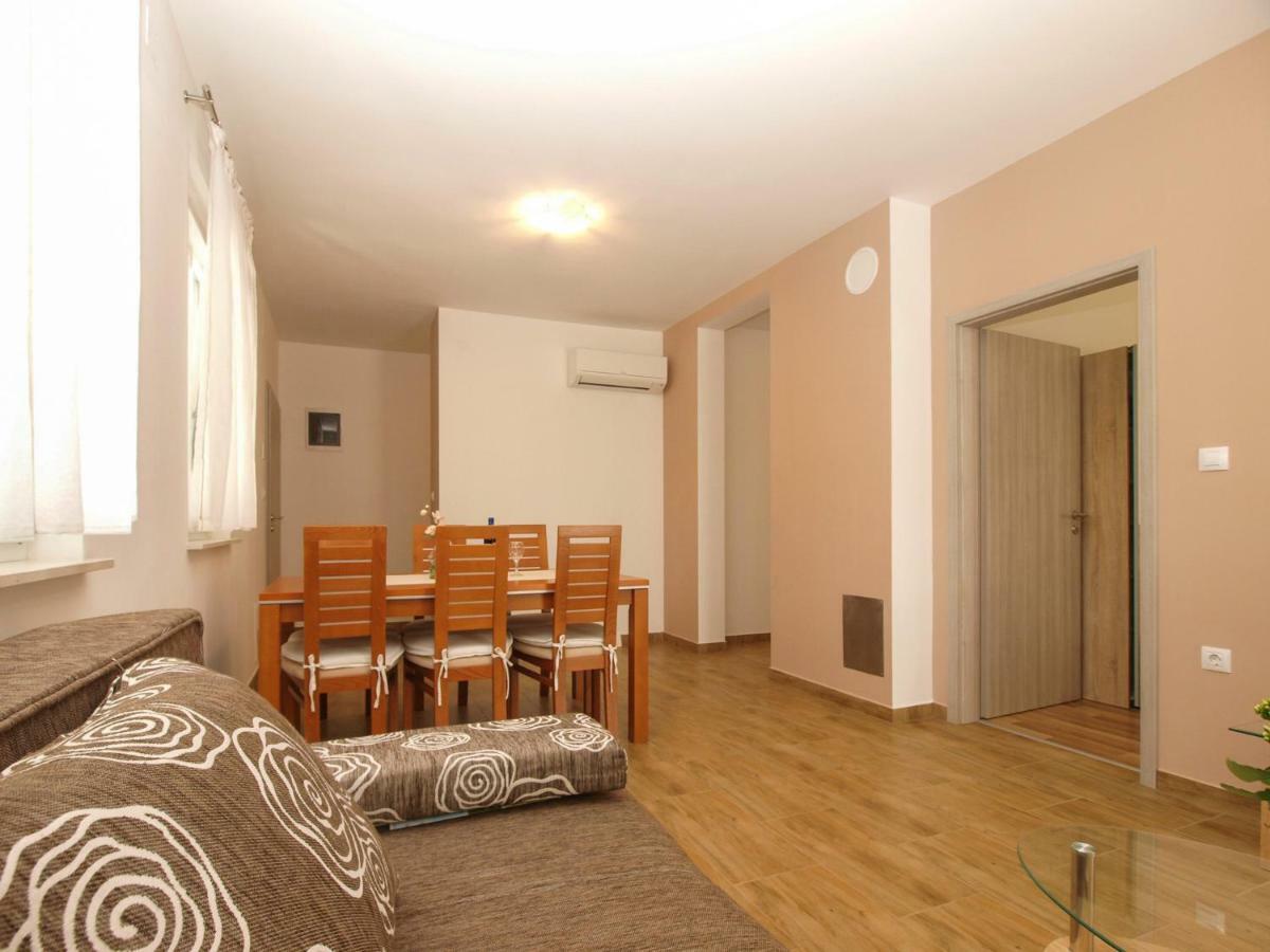 4 Stars Apartments-Pikula Fažana Zewnętrze zdjęcie