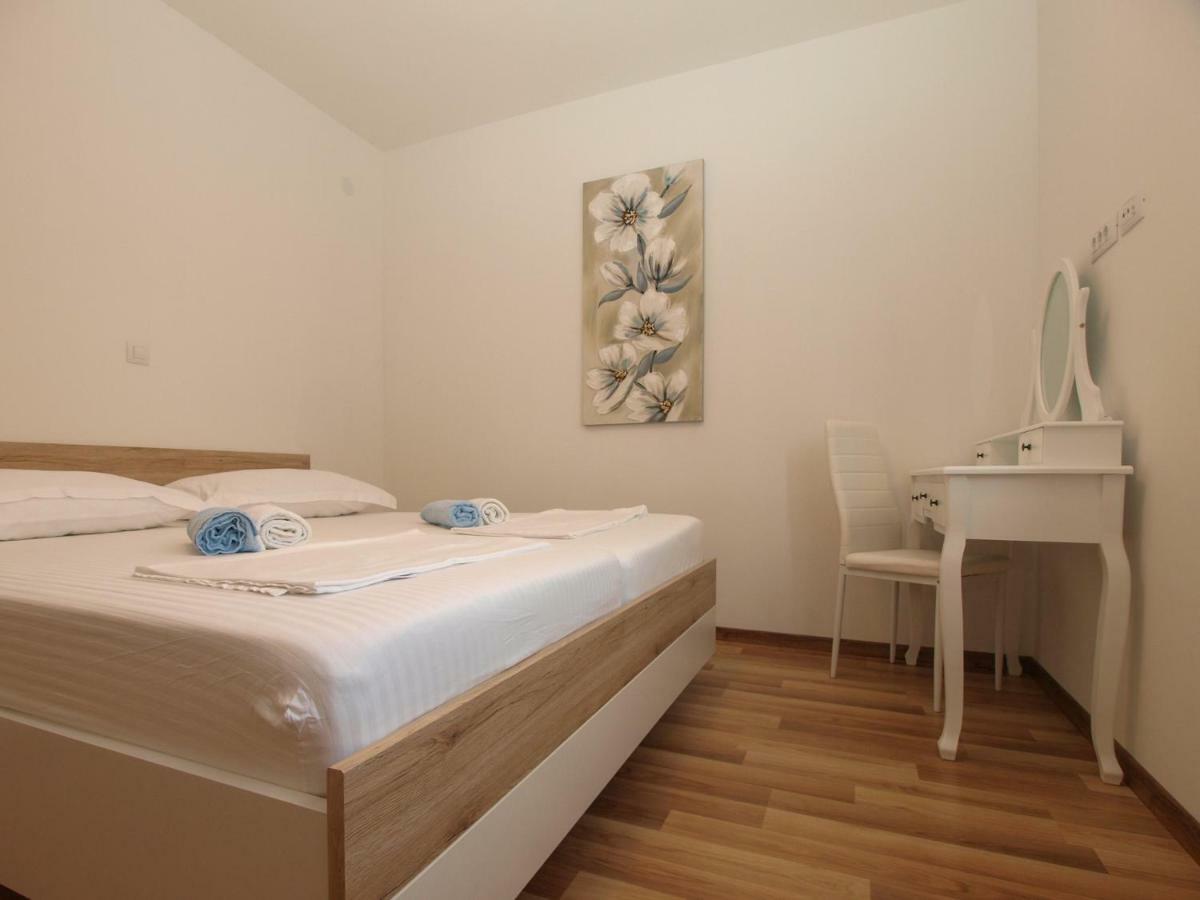 4 Stars Apartments-Pikula Fažana Zewnętrze zdjęcie