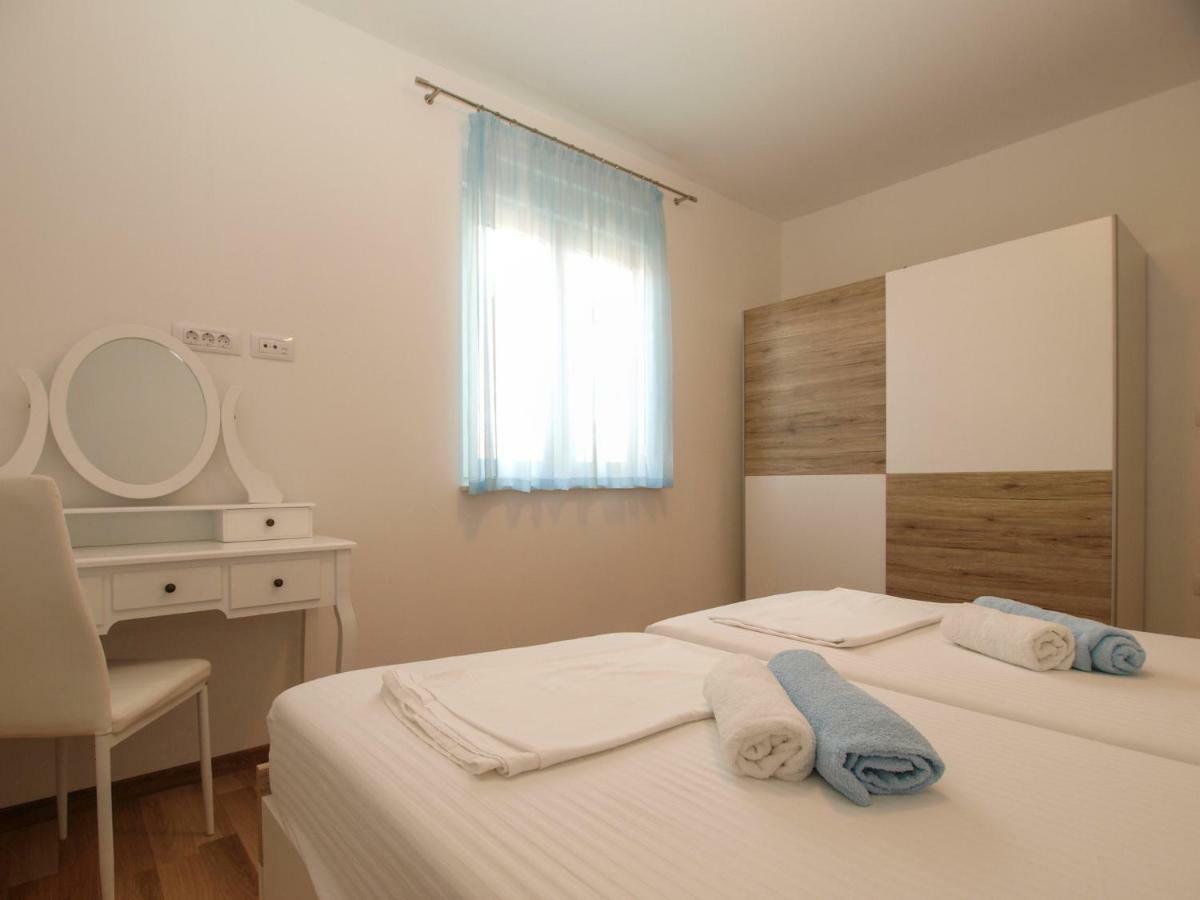 4 Stars Apartments-Pikula Fažana Zewnętrze zdjęcie